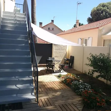 De La Apartman
